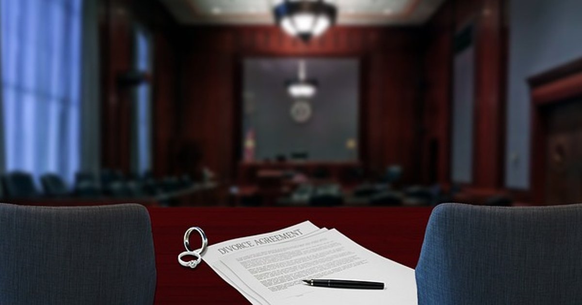 Certificados y documentos para reclamar a comunidad y seguro
