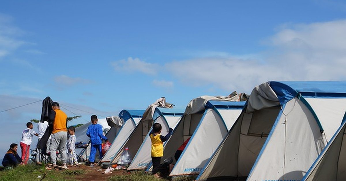 Cómo desalojar okupas con menores sin pasos en falso